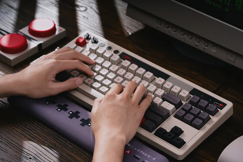 Teclado mecânico retrô 8Bitdo, - Gaming Keyboard Hot Swappable avaliação e preço
